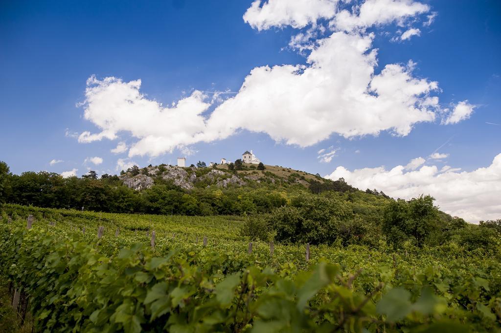 Boutique Hotel Golf Garni Mikulov Exterior photo