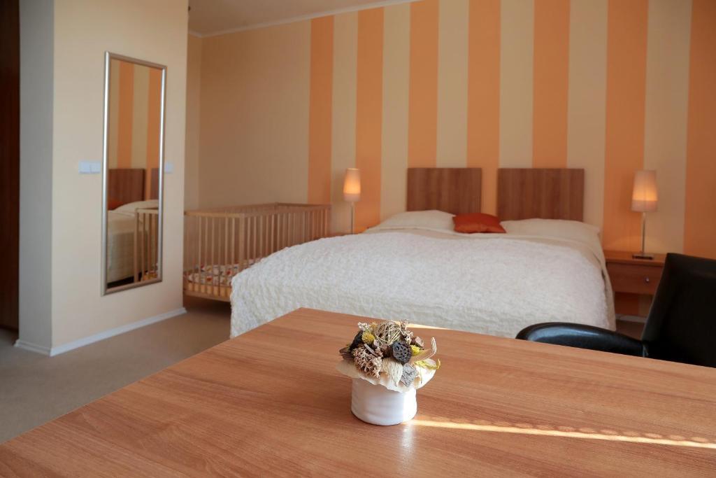 Boutique Hotel Golf Garni Mikulov Room photo